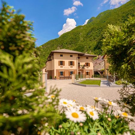 Relax House Soca Pensionat Bovec Eksteriør billede