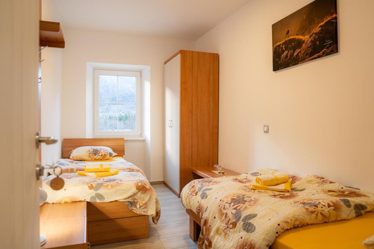 Relax House Soca Pensionat Bovec Eksteriør billede